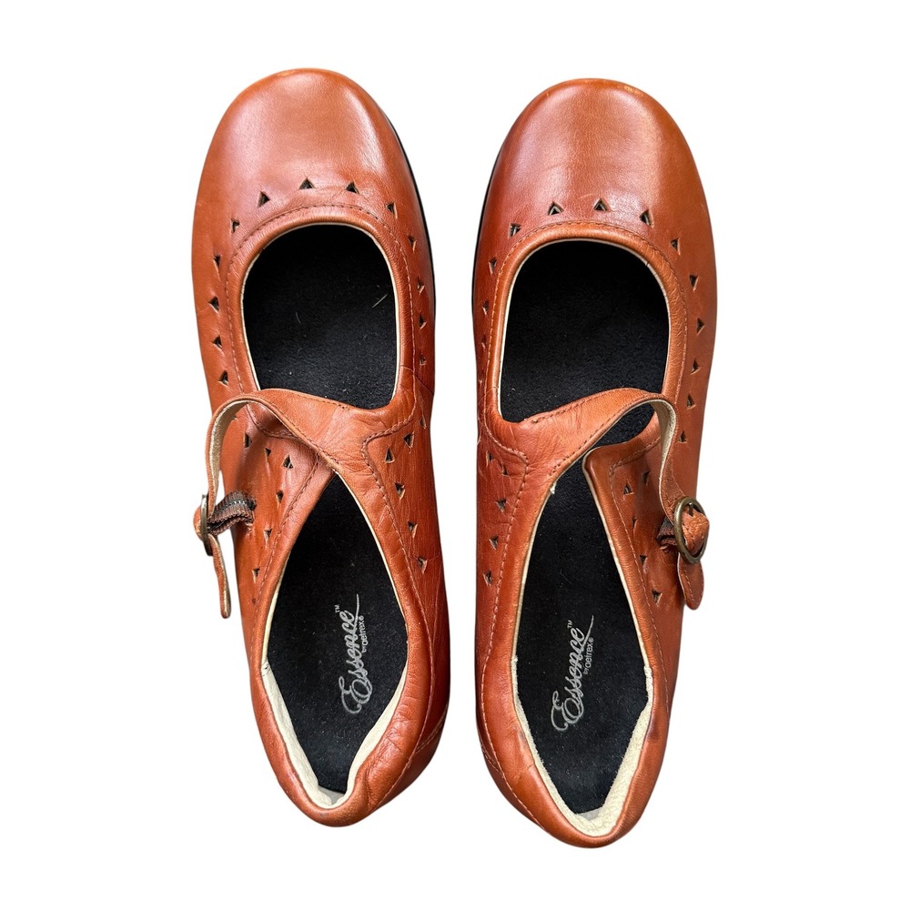 Essence by Aetrex brown Mary Jane shoe 10.5 wide